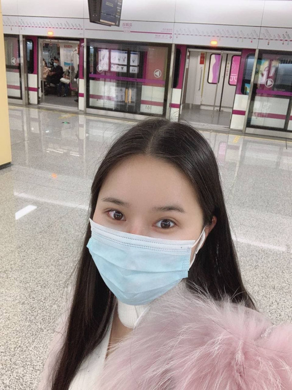 成都身材不错的笑笑